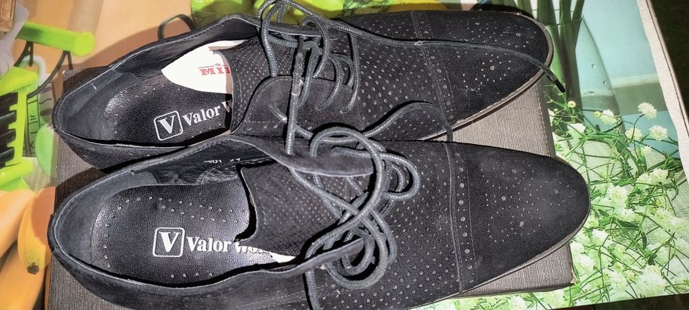 Продам замшевые туфли  Мида , Valor Wolf.
