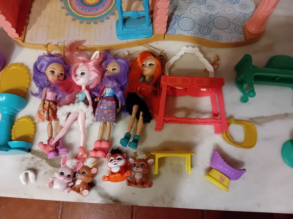 Casinha de Bonecas Enchatimals/Acessórios