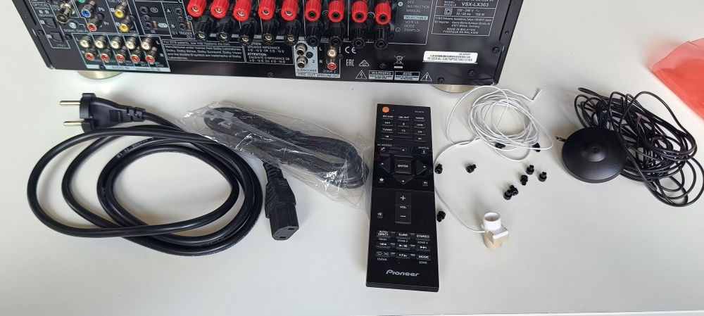 Amplituner Pioneer vsx-LX303