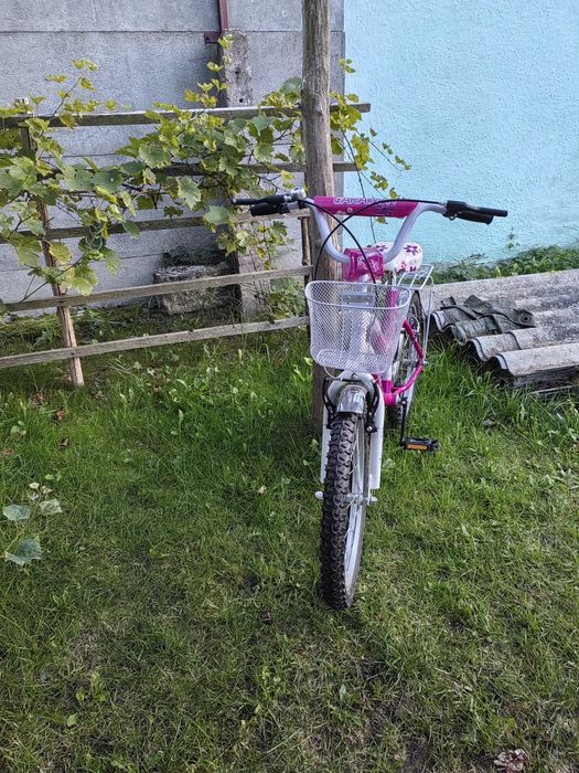 Fajny rowerek dla dziewczynki