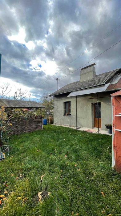 Продається земельна ділянка 9,01 сотих, з житловим будинком!!