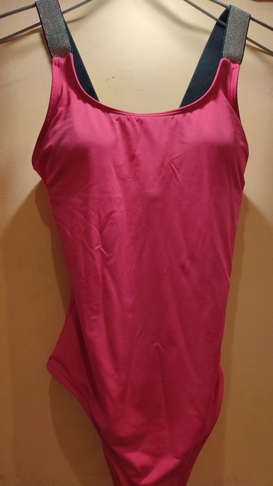 Продам купальник