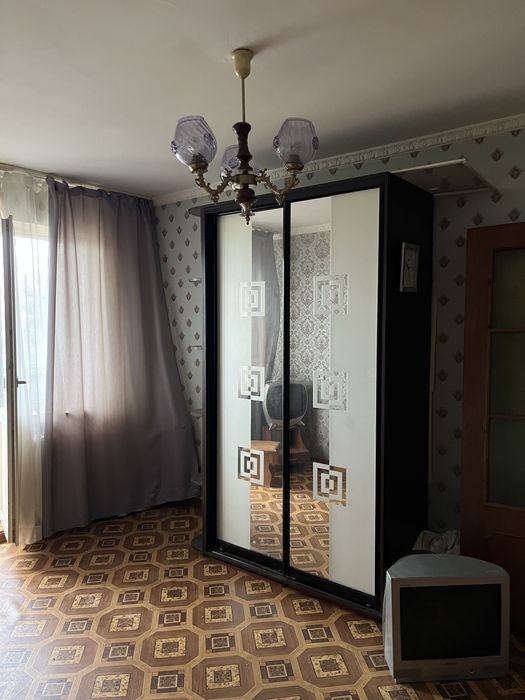 Продам 1 комнатная на Байрона. Новые дома