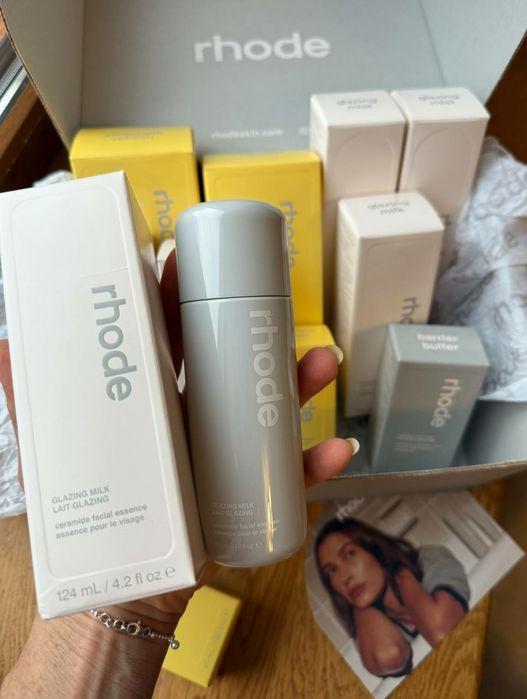 Оригінал молочко RHODE Glazing milk глазуруюче пептиди есенція