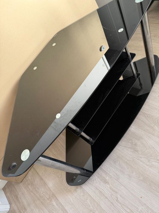 Rack para TV em vidro temperado preto