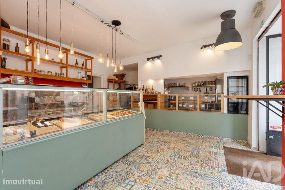 Loja / Estabelecimento Comercial T1 em Misericórdia de 92,00 m2