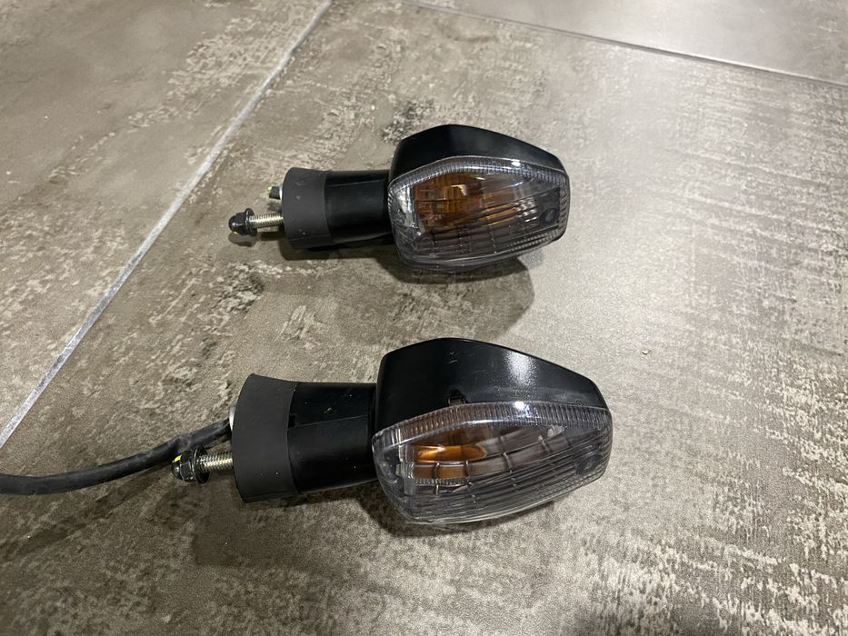 Vendo peças originas honda horne 600 ano 2013