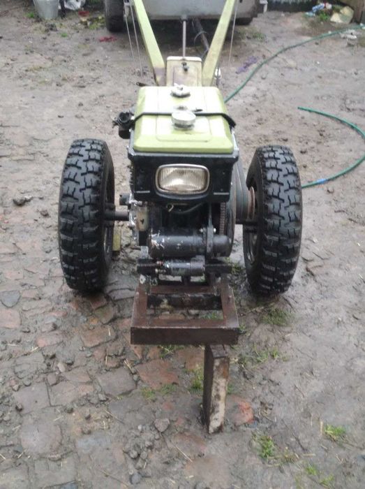 Мотоблок 8 Л.С б/у