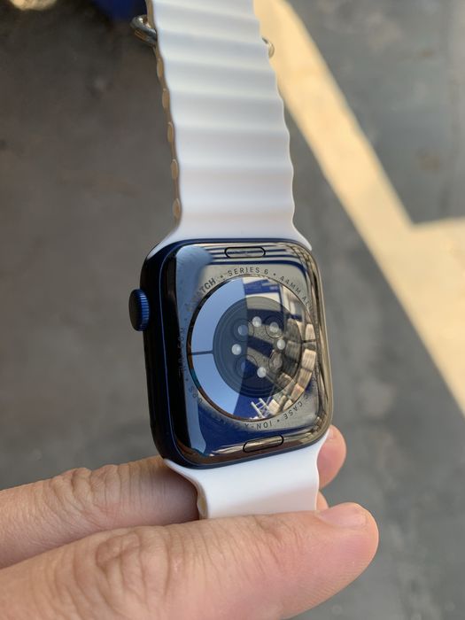 Apple Watch 6 series 44 mm