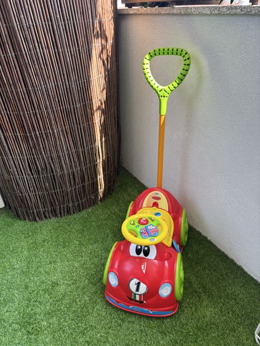Carrinho musical de brincar da Chicco