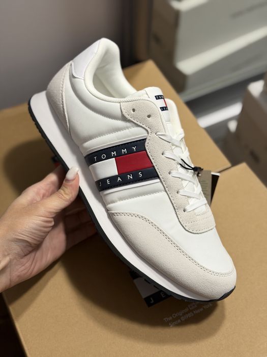 Кросівки armani tommy hilfiger calvin klein lacoste