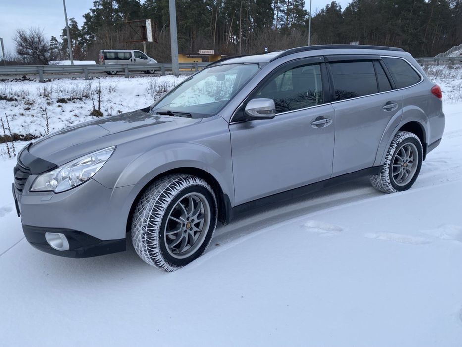 Субару Аутбек ,автомат