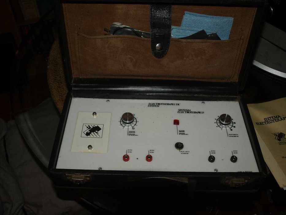 Electrotherapy machine functioning perfectly.430804423138365442