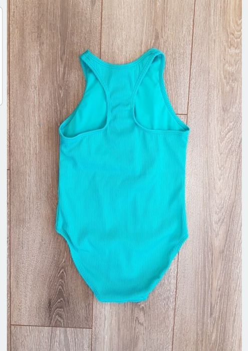 Стильный красивый совместный спортивный купальник спортивний суцільний