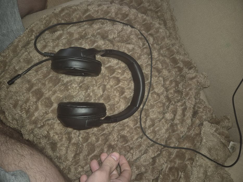 Sprzedam słuchawki  Razer Kraken X