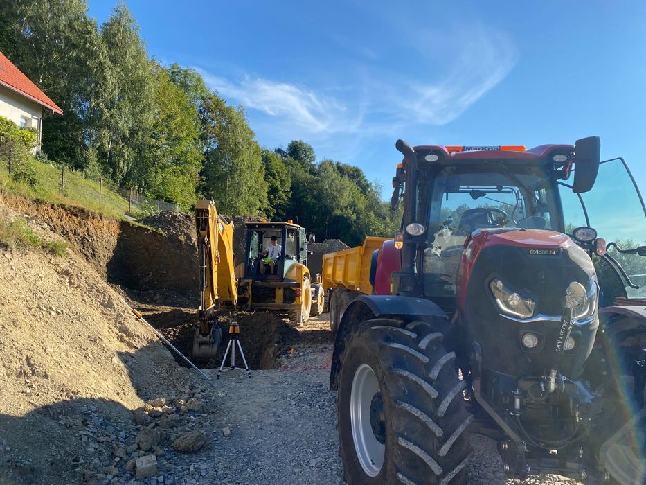 Wyburzenia budynków/ Wykopy/ Wywóz gruzu