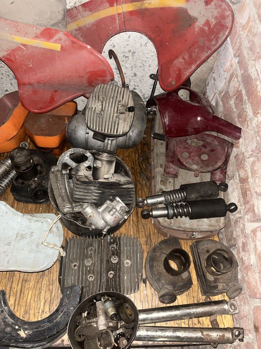 Продам запчастини до мотоцикла яава,мінск,мт