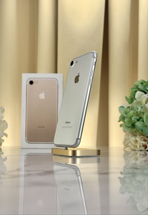Стан Нового!  iPhone 7 Silver 100%АКБ Neverlock (Магазин Гарантія)