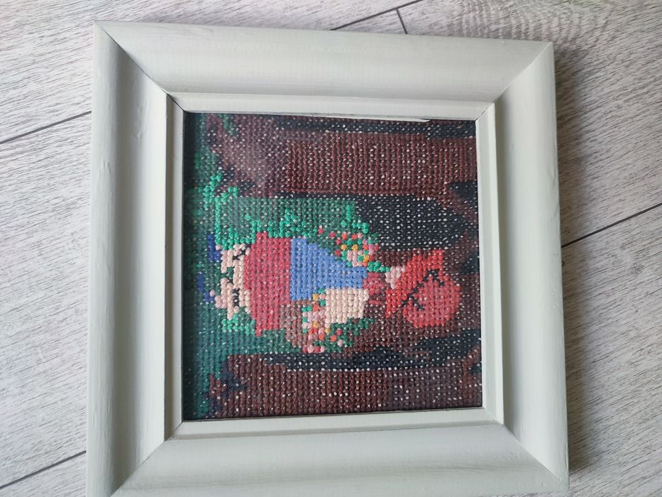 Obrazki ręcznie haftowane