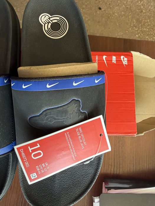 Тапочки Nike Offcourt