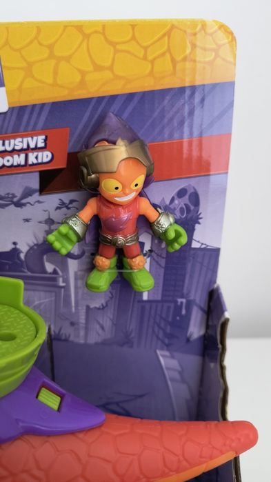 Super Things Zings aDinozaur Superdino V-Rex