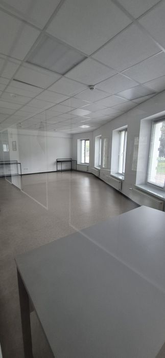 Оренда офісу в.Вахнянина 250м.кв.  10у.о./м.кв.