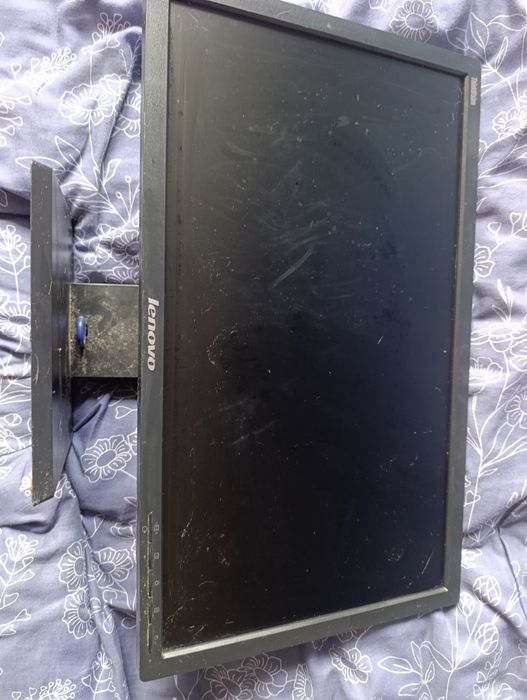 Monitor Lenovo 21.5 cala