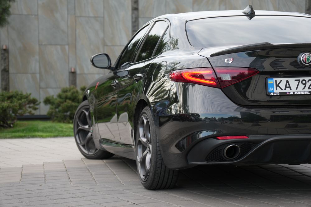 Alfa Romeo Giulia 2017 VIN ZARFAEEN6J7563965 фото оголошення 7 з 24