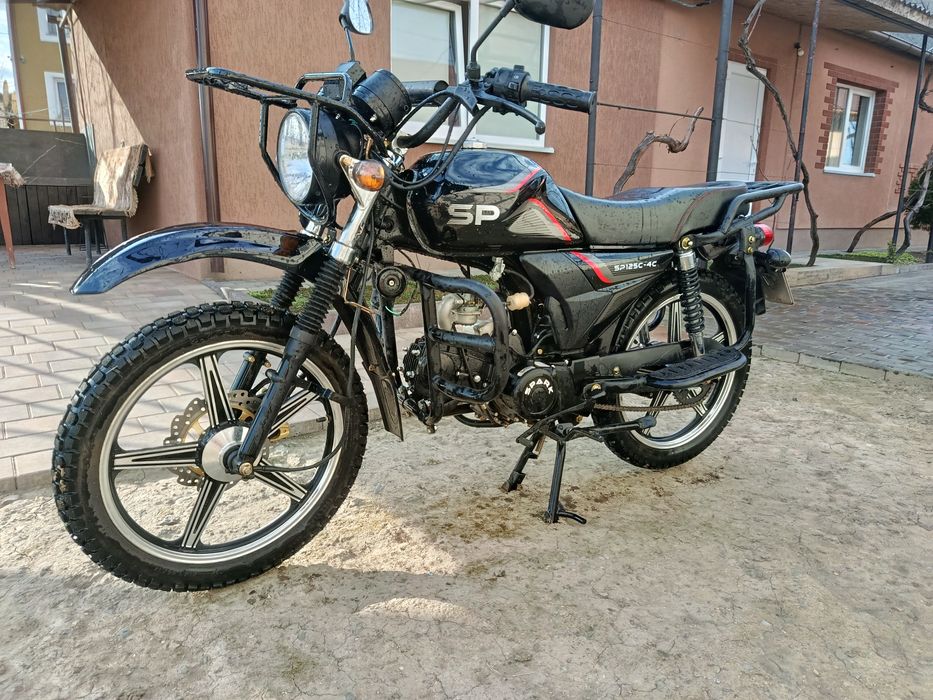 Продам мотоцикл Spark 125  4 с ,