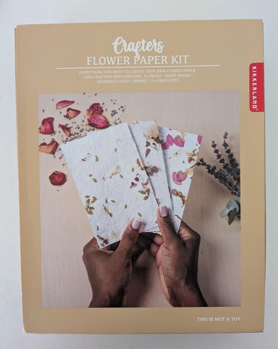 Kit Para Fazer Papel com flores