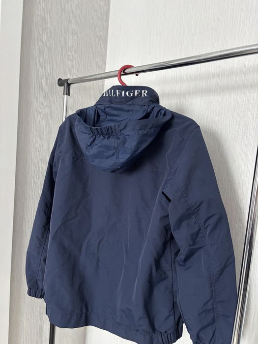Куртака вітровка Tommy Hilfiger Оригінал !