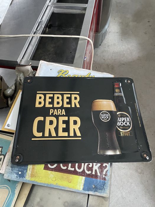 Publicidades e elementos decorativos - Seminovos