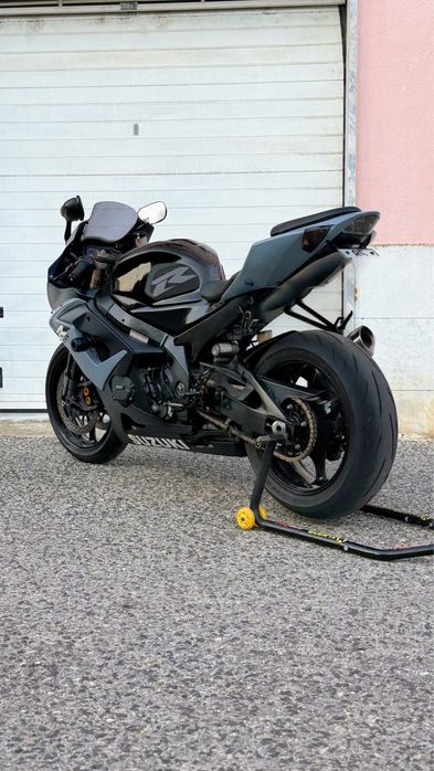 Suzuki GSXR 1000 k6