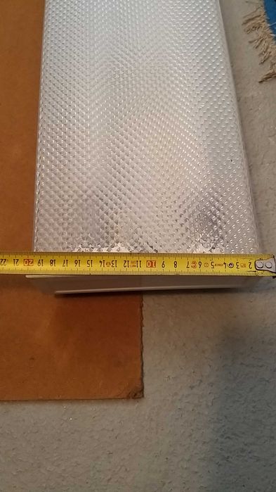 lâmpada fluorescente com armadura Grande