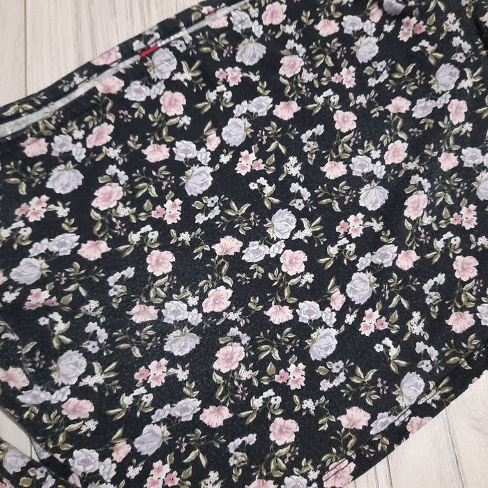 Bluzka krótka w kwiaty r.S