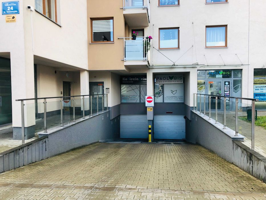 Miejsce parkingowe w garażu podziemnym, ul. Seminaryjska, blisko centrum - Widok 2