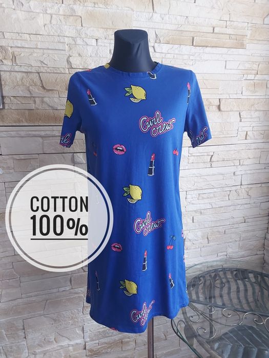 Niebieska sukienka z printem Girl Crew bawełna 100% oversize S 36