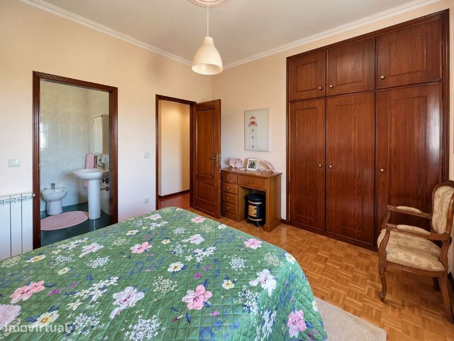 Excelente Propriedade Com Moradia T4 Independente Em Fregim, Amarante