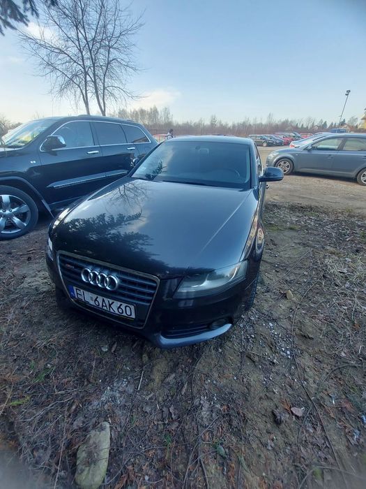 Audi A4 Limousine AUDI A4 B8 Sline .