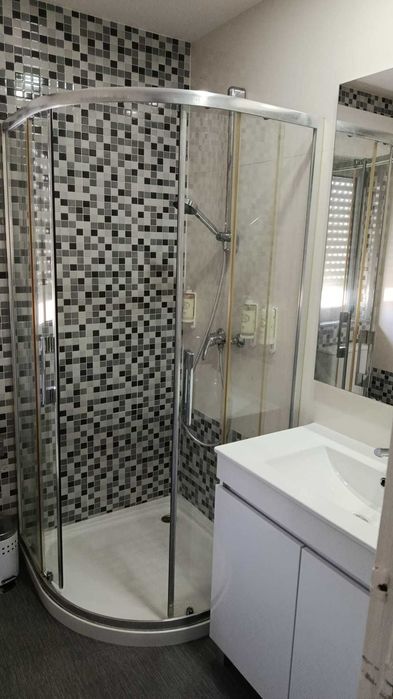Novo apartamento T2 para alugar no centro de Guimarães (AL)