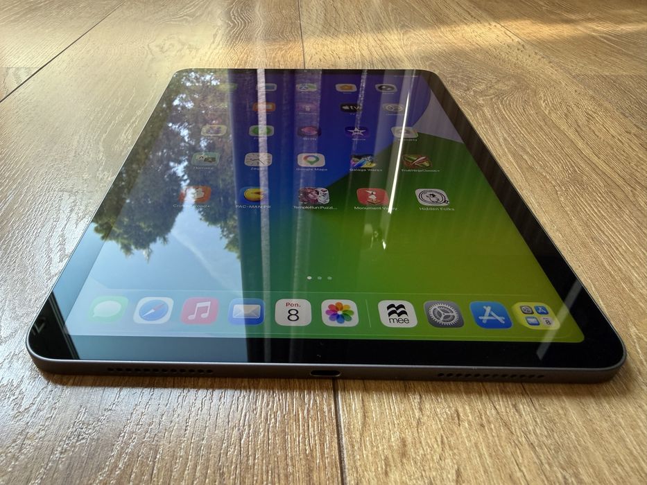 Apple iPad Air 4 Gen 64GB Wifi