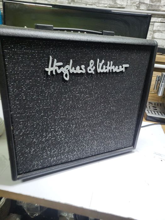 комбопідсилювач для гітар.