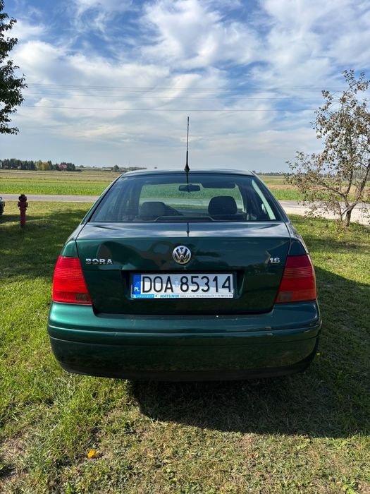 Volkswagen Bora 1.6 sr
