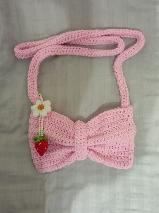 różowa torebką kokardka