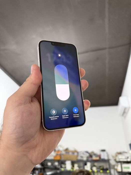 Apple iphone 13 128 gb  айфон 13 білий