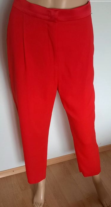 Liu Jo eleganckie spodnie czerwone M