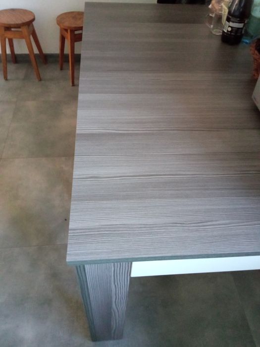 Stół do kuchni lub salonu