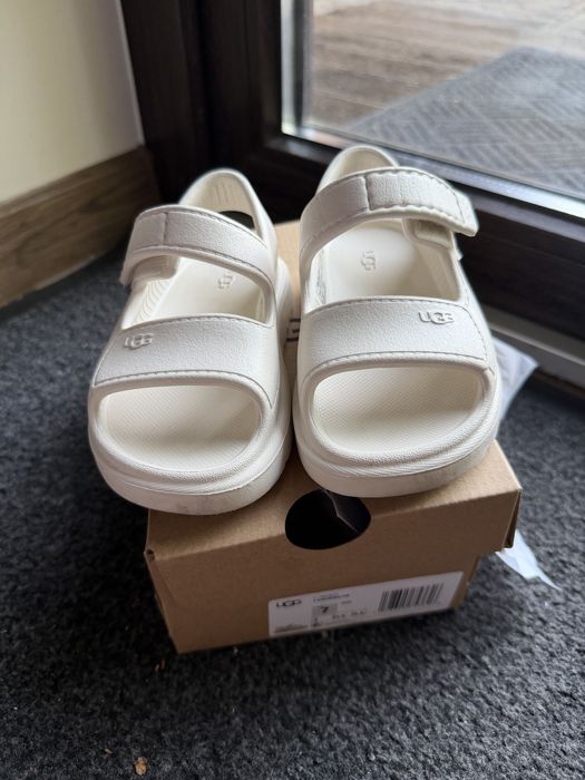 Дитячі сандалі Ugg