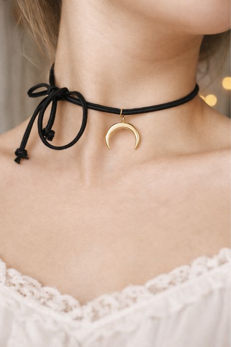 Чокер з підвіскою