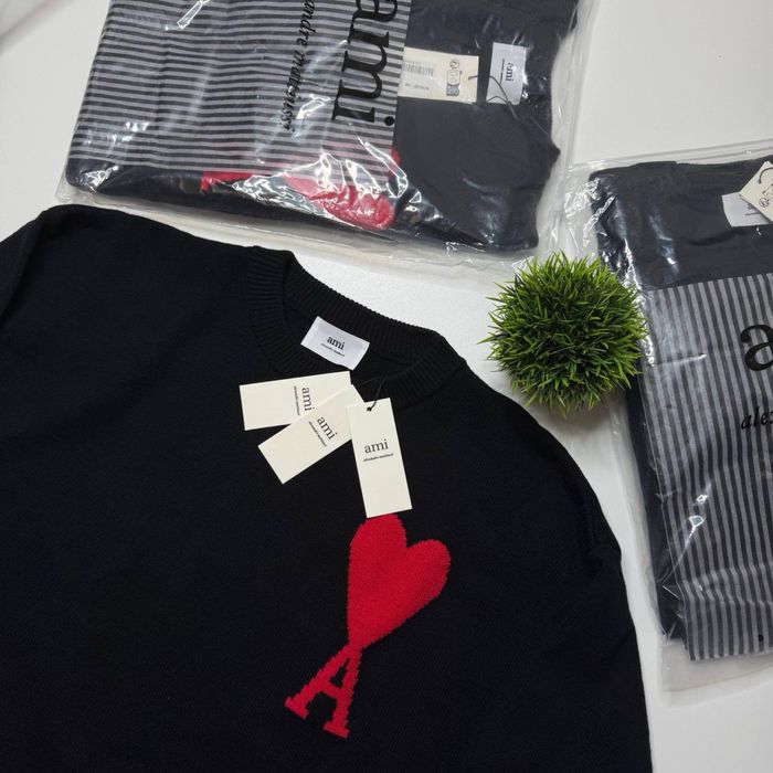 Свитер  кофта ami